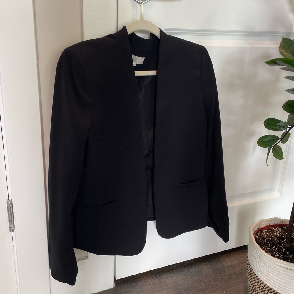 LOFT collarless blazer